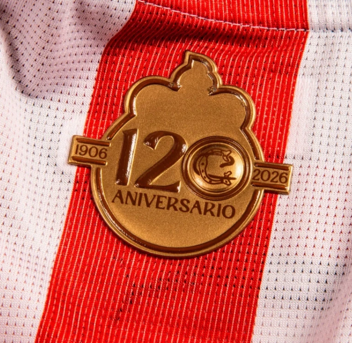 Playera de Chivas 120 aniversario