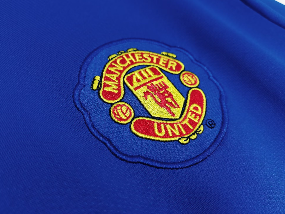 Playera Manchester United Retro Alternativa 07/08 Con el Nombre De CR7