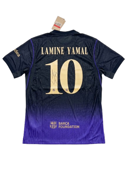Lamine Yamal Firma Barcelona Morada 26/27